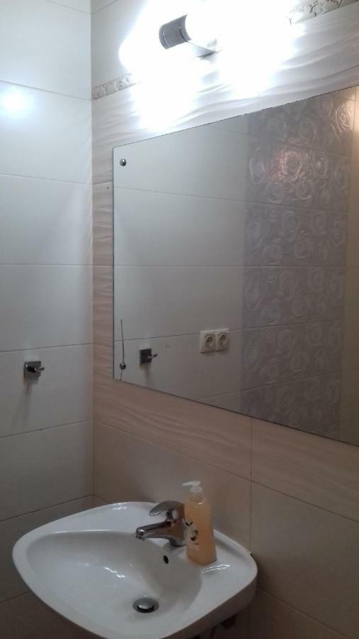 Apartment Mime Blata *
